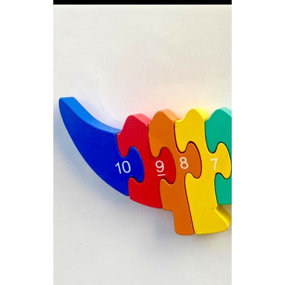Crocodile Number Puzzle - 10 Piece Wooden Animal Shaped Puzzle, Colorful Learn - Picture 5 of 7